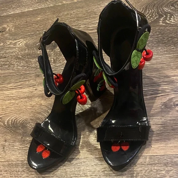 Black Cherry Embellished Women's Heels - Picture 5 of 9